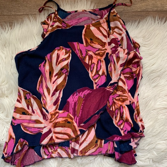 Floral Print Top - Picture 5 of 12